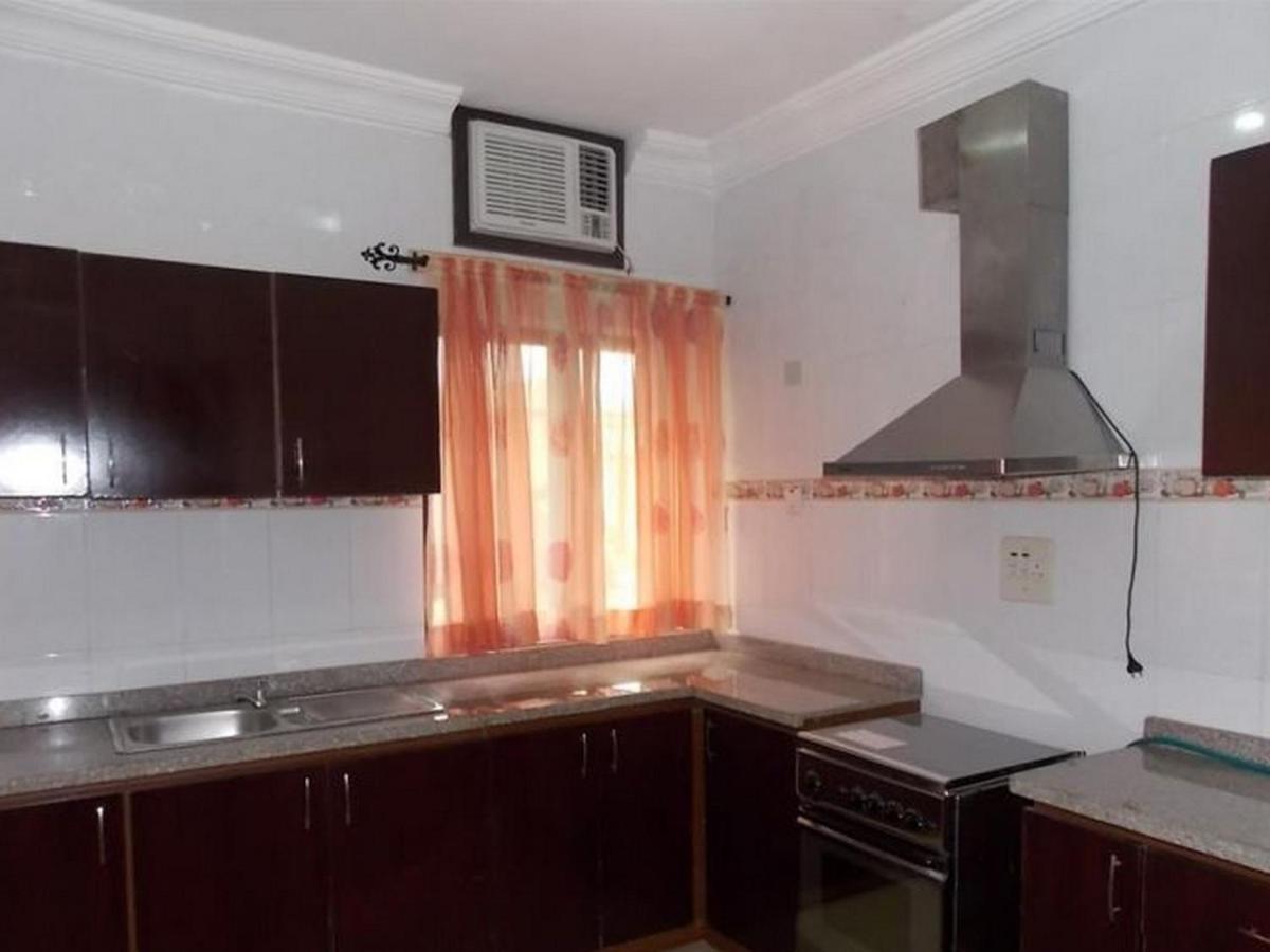 Room In Lodge - Ambience Hotels Abujahome For Leisure And Business Travellers Exterior foto