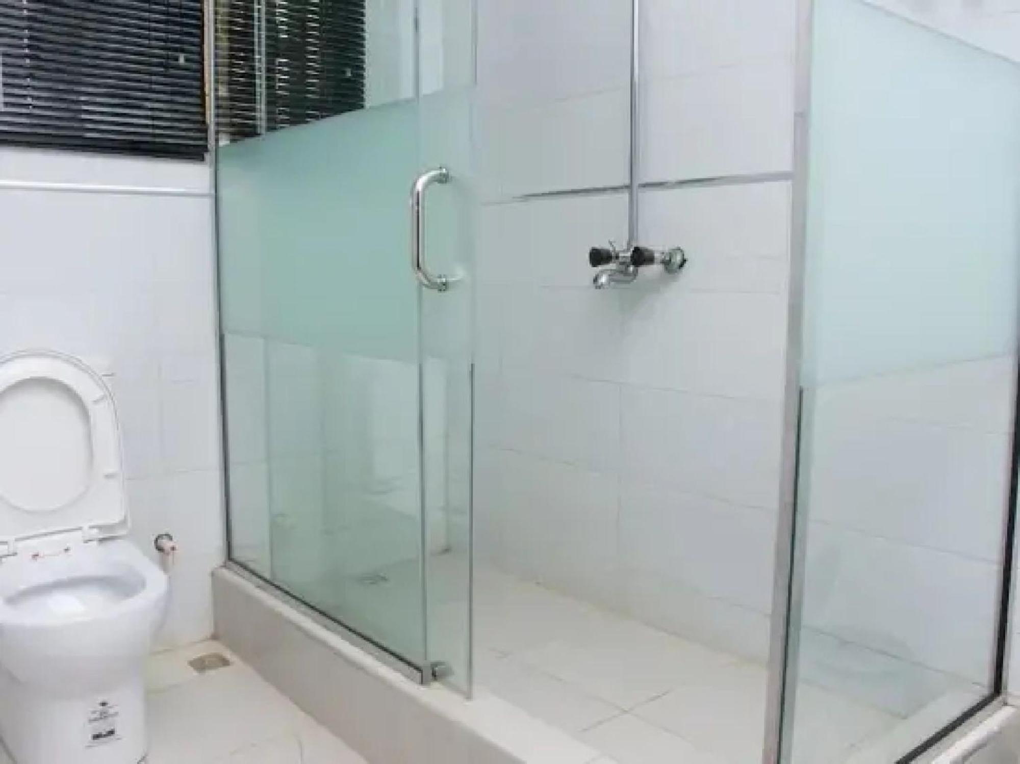 Room In Lodge - Ambience Hotels Abujahome For Leisure And Business Travellers Exterior foto